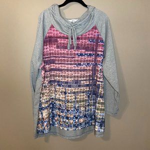 Colorful hoodie with 3/4 sleeves
